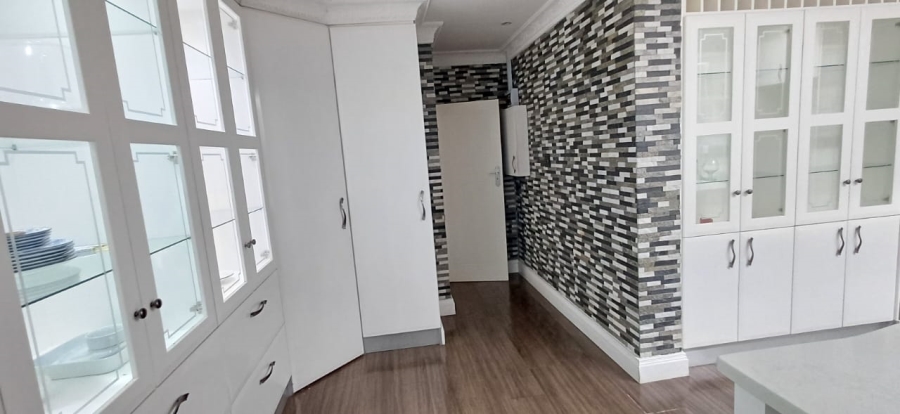 3 Bedroom Property for Sale in Nahoon Valley Park Eastern Cape